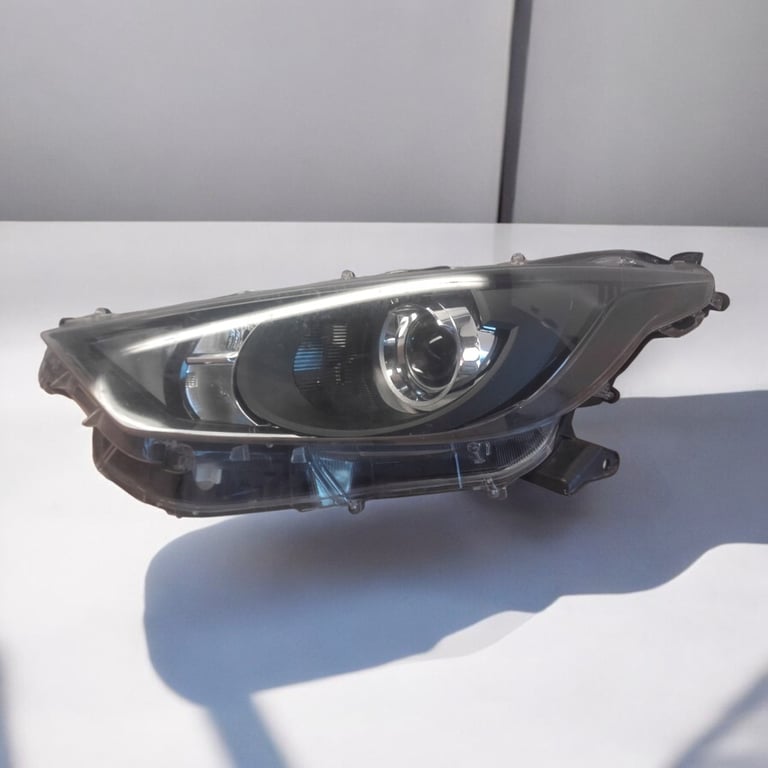 Frontscheinwerfer Toyota 4 Yaris Links Scheinwerfer Headlight