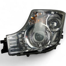 Laden Sie das Bild in den Galerie-Viewer, Frontscheinwerfer Mercedes-Benz A9608200639 Xenon Links Scheinwerfer Headlight SCH5532759990hk