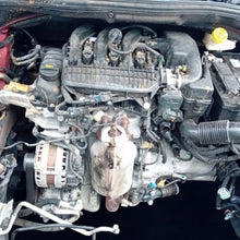 Laden Sie das Bild in den Galerie-Viewer, Motor Peugeot 208 I HM05 1.2 82PS 61kW 92TKm 2015 Benzin Engine Unkomplett