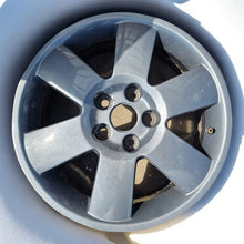 Laden Sie das Bild in den Galerie-Viewer, 1x Alufelge 15 Zoll 6.0&quot; 5x100 43ET Glanz Graphit 6Y0601025 Skoda Roomster