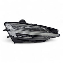 Load image into Gallery viewer, Frontscheinwerfer Volvo V60 S60 III 32314161 Full LED Rechts Headlight SCH4268782040aq