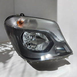 Frontscheinwerfer Mercedes-Benz Sprinter A9068202461 Rechts Headlight