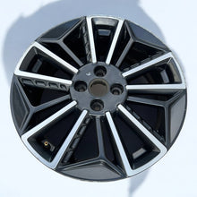 Load image into Gallery viewer, 1x Alufelge 17 Zoll 7.0&quot; 4x100 54ET Schwarz 52910-Q0500 Hyundai I20 Iii