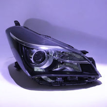 Load image into Gallery viewer, Frontscheinwerfer Toyota Yaris LED Rechts Scheinwerfer Headlight