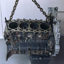 Laden Sie das Bild in den Galerie-Viewer, Motorblock Renault Mascott ZD3608 3.0 DCI 150PS 110kW 180TKm Diesel Unkomplett