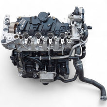 Laden Sie das Bild in den Galerie-Viewer, Motor Mercedes-Benz K9KH471 1.5 CDI 80TKm Diesel Engine Unkomplett