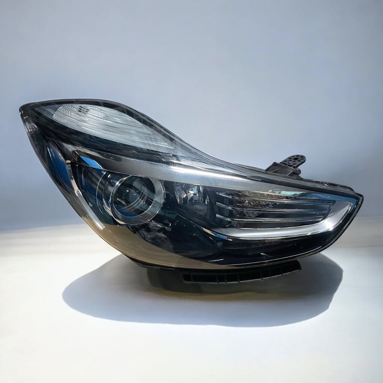 Frontscheinwerfer Hyundai Ix20 10-92102-1K- Rechts Scheinwerfer Headlight