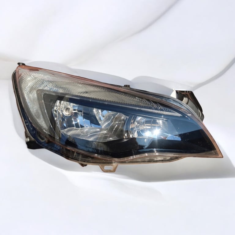 Frontscheinwerfer Opel Astra 13371596 Rechts Scheinwerfer Headlight