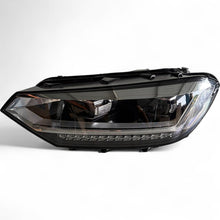Laden Sie das Bild in den Galerie-Viewer, Frontscheinwerfer VW Touran 5H19410035 300474909 LED Links Headlight