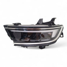 Laden Sie das Bild in den Galerie-Viewer, Frontscheinwerfer Opel Astra L 985032698089 LED Ein Stück (Rechts oder Links) SCH5618001307tw