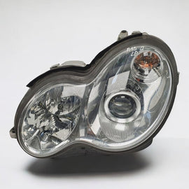 Frontscheinwerfer Mercedes-Benz W203 A2038203761 0301166275 Links Headlight SCH2963534241ga