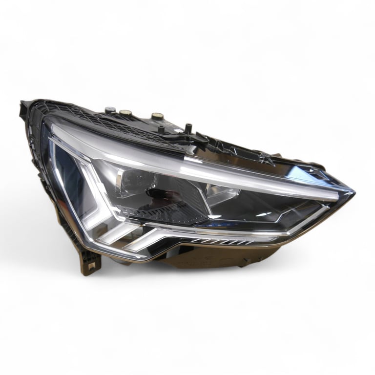 Frontscheinwerfer Audi Q3 83A941034 LED Rechts Scheinwerfer Headlight SCH9093796651ml