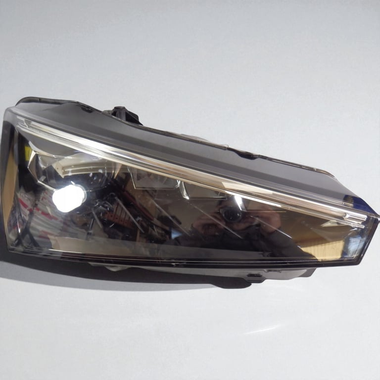 Frontscheinwerfer Skoda Scala 657941015 LED Rechts Scheinwerfer Headlight SCH9676613207ij