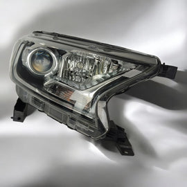 Frontscheinwerfer Ford Ranger Rechts Scheinwerfer Headlight SCH3945545877xx