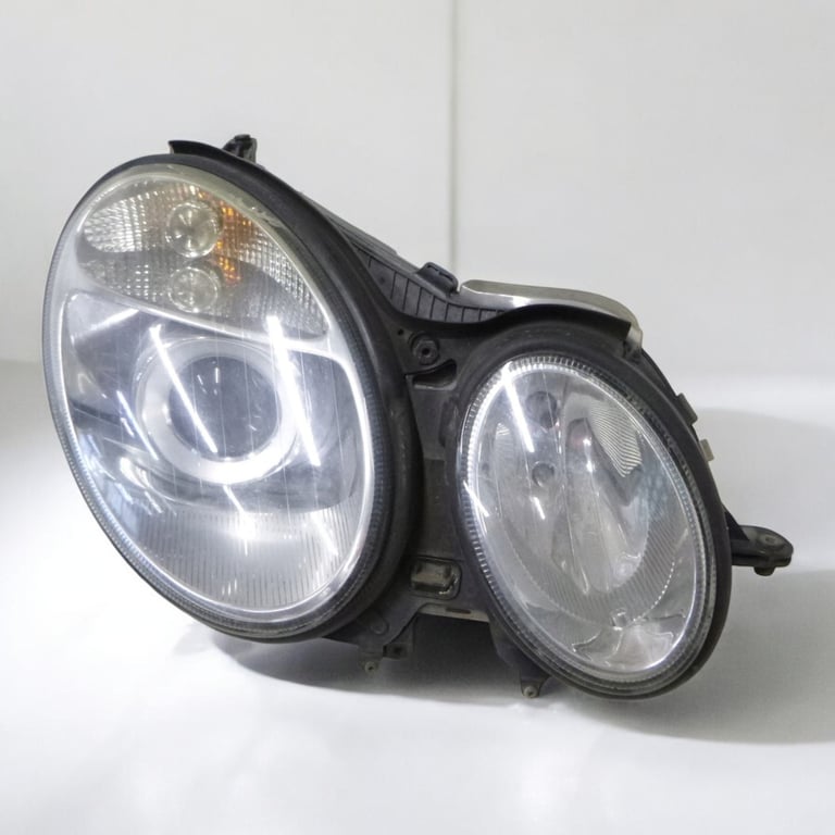 Frontscheinwerfer Mercedes-Benz W211 Xenon Rechts Scheinwerfer Headlight SCH8585572440vw