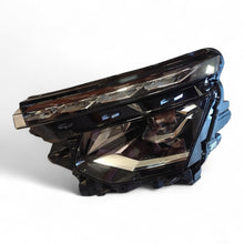 Laden Sie das Bild in den Galerie-Viewer, Frontscheinwerfer Skoda Kamiq 655941015C Full LED Links Scheinwerfer Headlight SCH3315579714qv