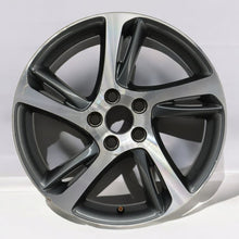Laden Sie das Bild in den Galerie-Viewer, 1x Alufelge 17 Zoll 7.0" 5x108 52 5ET Glanz Graphit 31302877 Mg V40 C30 S40 V50 FEL7626275982pa