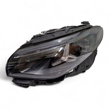 Laden Sie das Bild in den Galerie-Viewer, Frontscheinwerfer Mercedes-Benz Cla A1749064102 Links Scheinwerfer Headlight SCH7786117438tu
