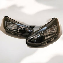 Laden Sie das Bild in den Galerie-Viewer, Frontscheinwerfer Ford Focus MX7B-13E014-CC Full LED Rechts oder Links