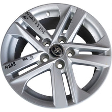 Laden Sie das Bild in den Galerie-Viewer, 1x Alufelge 16 Zoll 7.0&quot; 5x100 Toyota Yaris Cross Rim Wheel