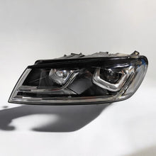 Laden Sie das Bild in den Galerie-Viewer, Frontscheinwerfer VW Touareg 7P1941043A Xenon Links Scheinwerfer Headlight