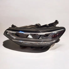 Laden Sie das Bild in den Galerie-Viewer, Frontscheinwerfer VW Passat B8 3G1941035P LED Links Scheinwerfer Headlight