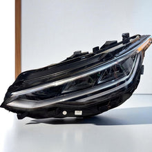 Load image into Gallery viewer, Frontscheinwerfer VW Golf VIII 5H1941005E LED Links Scheinwerfer Headlight SCH9800818459rg