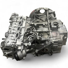 Laden Sie das Bild in den Galerie-Viewer, Motor Mercedes-Benz Glc 274920 2.0 CGI 79TKm 2018 Benzin Engine Unkomplett