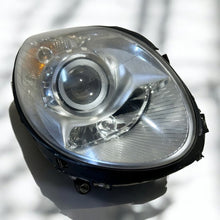 Laden Sie das Bild in den Galerie-Viewer, Frontscheinwerfer Mercedes-Benz W251 XENON Rechts Scheinwerfer Headlight