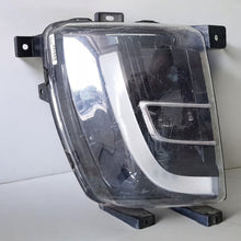 Laden Sie das Bild in den Galerie-Viewer, Frontscheinwerfer Tesla Model X 1034331-00-A 1034331 LED Rechts Headlight