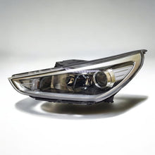 Laden Sie das Bild in den Galerie-Viewer, Frontscheinwerfer Hyundai I30 III 92101-G4020 Links Scheinwerfer Headlight SCH1929936973lr