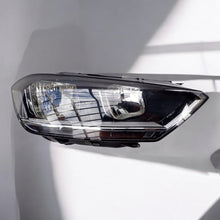 Load image into Gallery viewer, Frontscheinwerfer VW Golf VII Sportsvan 517941752B Xenon Rechts Headlight SCH5724789425lo