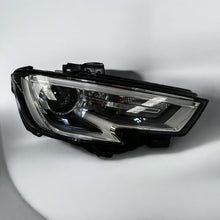 Laden Sie das Bild in den Galerie-Viewer, Frontscheinwerfer Audi A3 8V0941044E Xenon Rechts Scheinwerfer Headlight