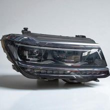 Laden Sie das Bild in den Galerie-Viewer, Frontscheinwerfer VW Tiguan 5NB941082A LED Rechts Scheinwerfer Headlight
