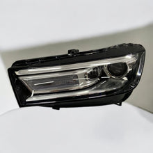 Laden Sie das Bild in den Galerie-Viewer, Frontscheinwerfer Audi Q5 80A941043 Links Scheinwerfer Headlight