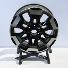Laden Sie das Bild in den Galerie-Viewer, 1x Alufelge 18 Zoll 7.0&quot; 6x114.3 45ET 5JU3A-WA58 Nissan Navara D23 Rim Wheel