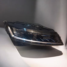 Laden Sie das Bild in den Galerie-Viewer, Frontscheinwerfer Skoda Superb III 3V1941016D Full LED Rechts Headlight
