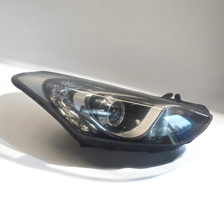 Frontscheinwerfer Hyundai I30 92102-A6020 Rechts Scheinwerfer Headlight