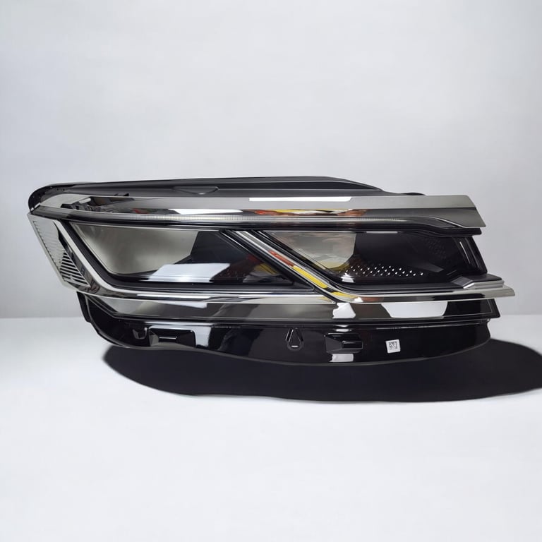 Frontscheinwerfer VW Touareg Rechts Scheinwerfer Headlight