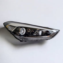 Load image into Gallery viewer, Frontscheinwerfer Hyundai Tucson 92102-D7100 Rechts Scheinwerfer Headlight