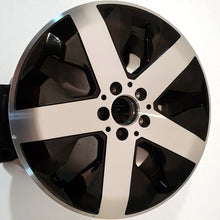 Laden Sie das Bild in den Galerie-Viewer, 1x Alufelge 18 Zoll 7.5&quot; 5x112 53ET A2474012800 Mercedes-Benz Glb X247 Rim Wheel