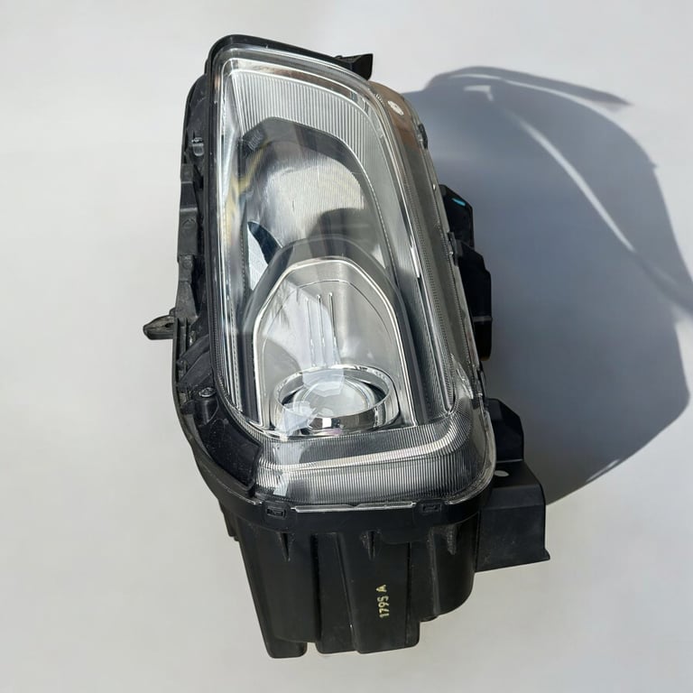 Frontscheinwerfer Hyundai Kona Links Scheinwerfer Headlight