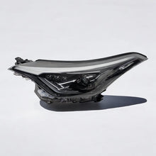 Laden Sie das Bild in den Galerie-Viewer, Frontscheinwerfer Toyota C-Hr 81150-YP280-00 Links Scheinwerfer Headlight
