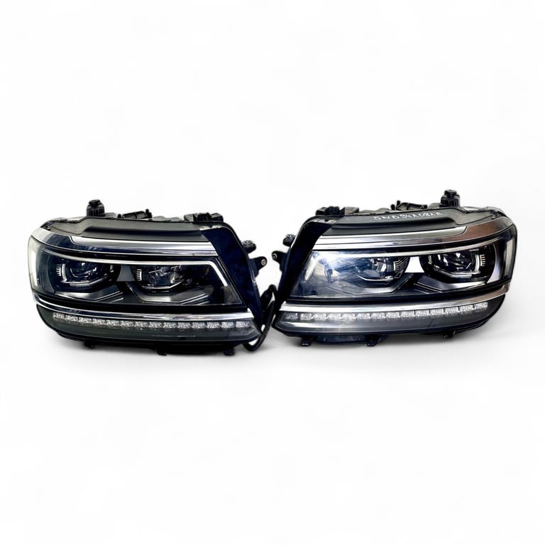 Frontscheinwerfer VW Tiguan 5NB941081A 5NB941082A LED Ein Satz Headlight