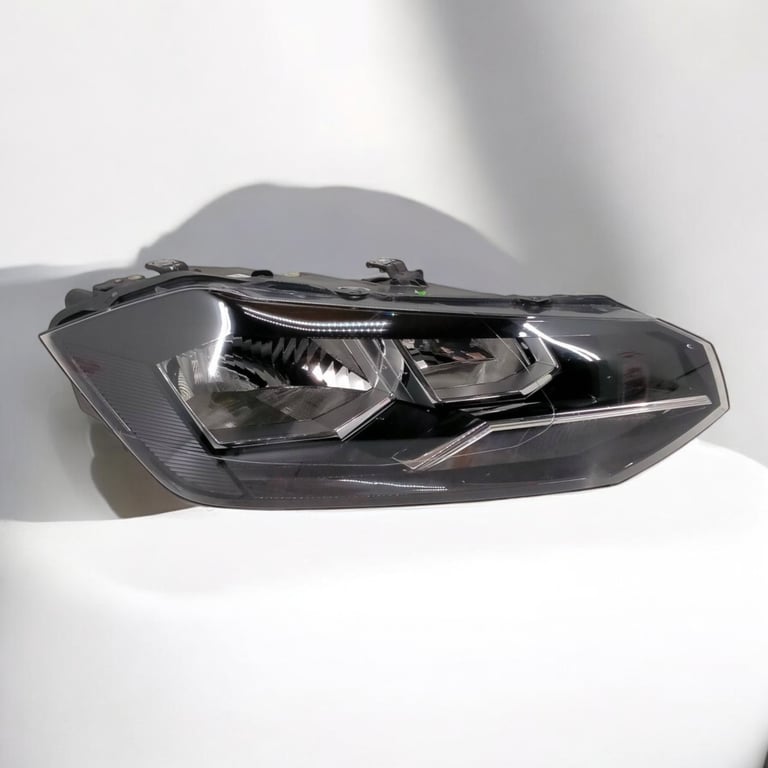 Frontscheinwerfer VW Polo 2G1941006 Rechts Scheinwerfer Headlight