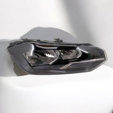 Load image into Gallery viewer, Frontscheinwerfer VW Polo 2G1941006 Rechts Scheinwerfer Headlight