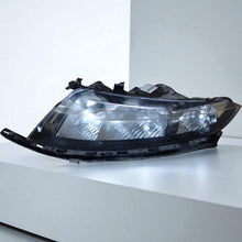 Laden Sie das Bild in den Galerie-Viewer, Frontscheinwerfer Honda Civic VIII 33150-SMG-E122-M1 Links Headlight