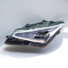 Load image into Gallery viewer, Frontscheinwerfer Seat Leon 90112754 Links Scheinwerfer Headlight