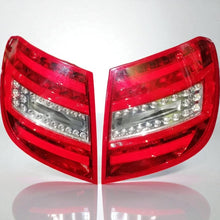 Laden Sie das Bild in den Galerie-Viewer, Rückleuchte Mercedes-Benz Ein Stück (Rechts oder Links) Rearlight