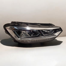 Laden Sie das Bild in den Galerie-Viewer, Frontscheinwerfer VW Touran 5TB941036B LED Rechts Scheinwerfer Headlight